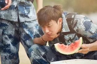 班长吃瓜,揭秘校园里的那些“瓜”